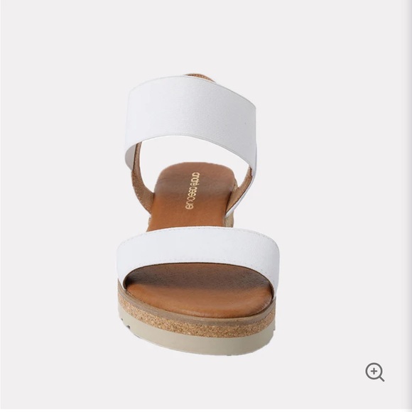 Andre Assous Neveah Wedge size 39 - Picture 5 of 11